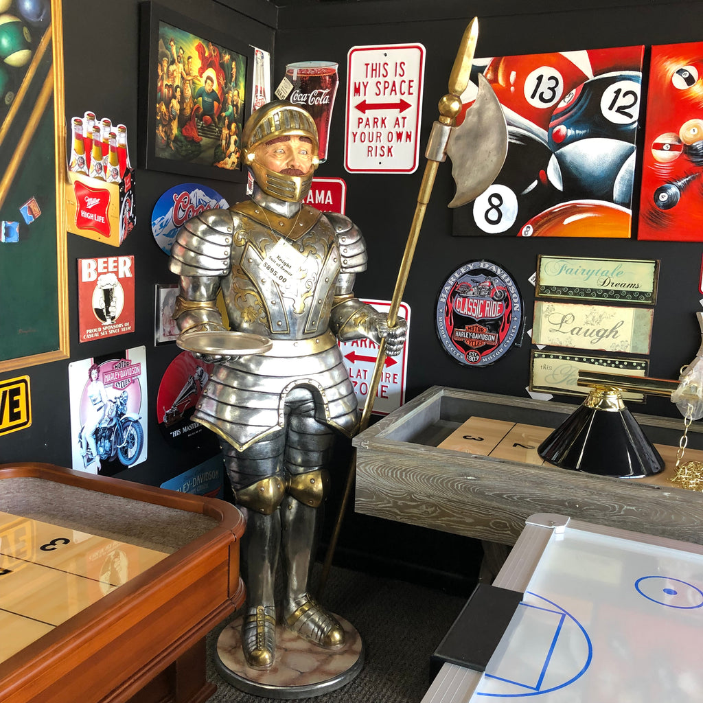 Suit of Armor Statue