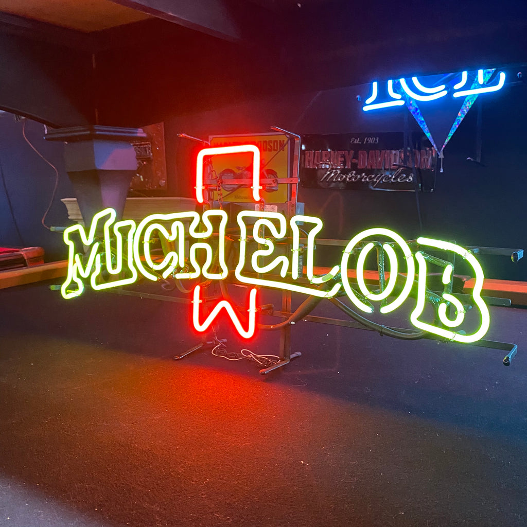 Michelob Neon Light