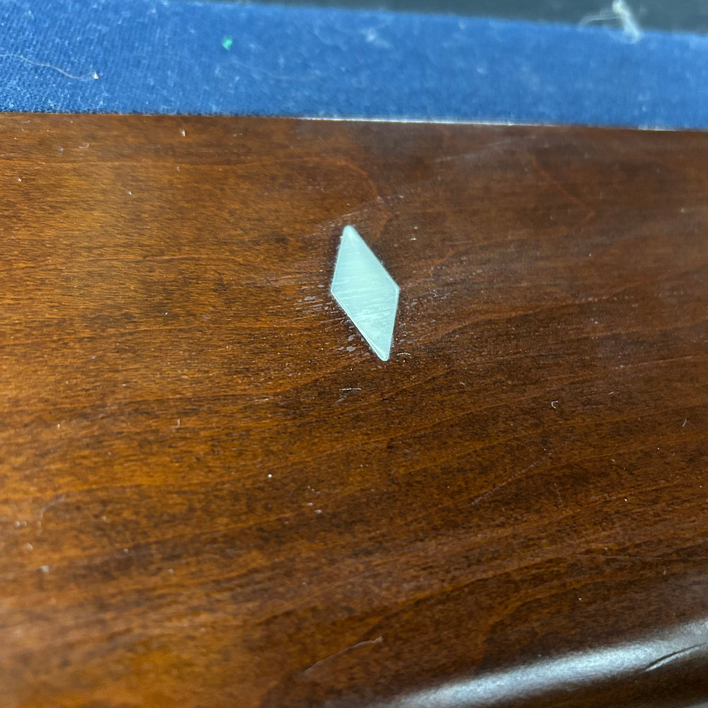 Diamond site on rail with mahogany and blue cloth
