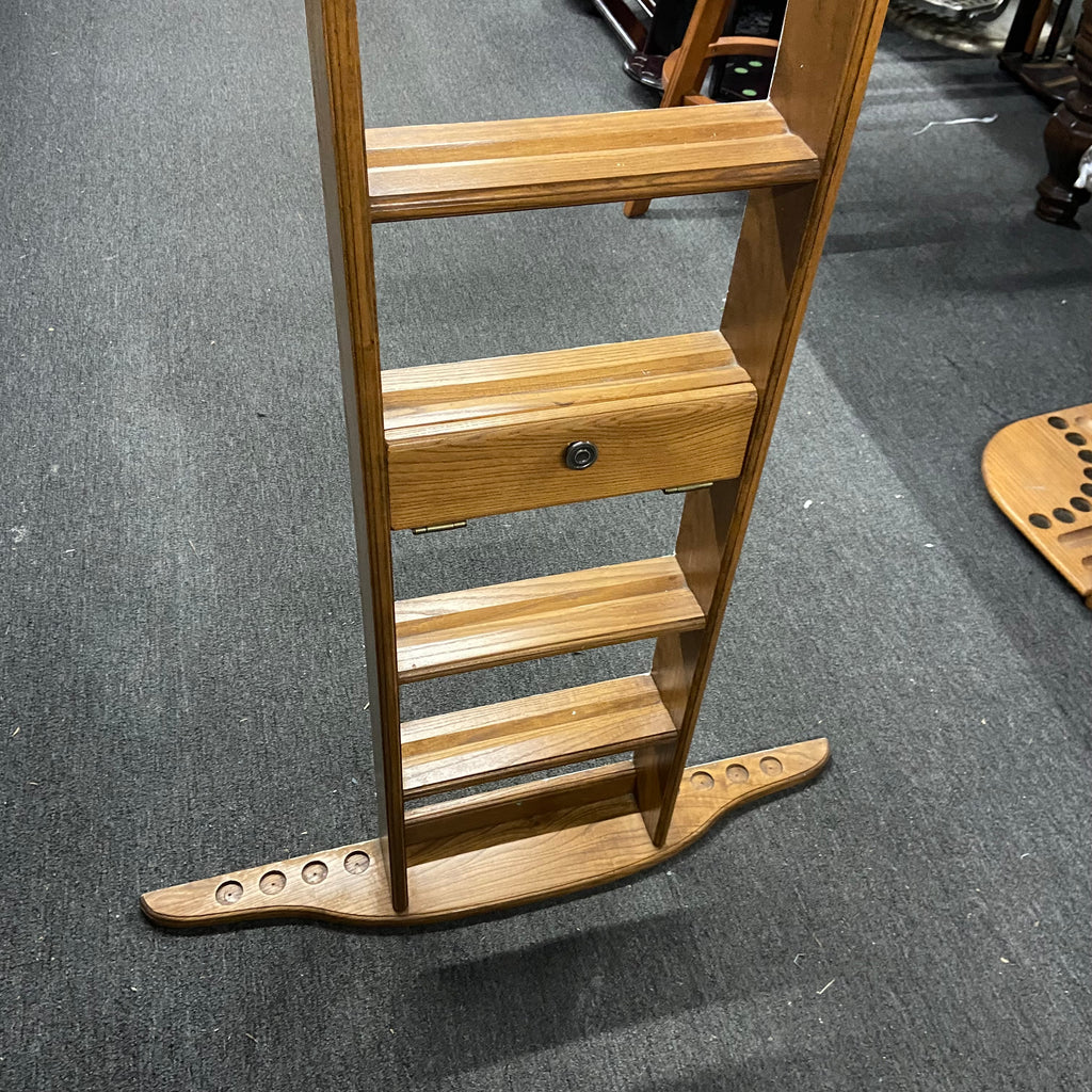 Oak Finish Connelly Pre-Owned Close Wall Rack