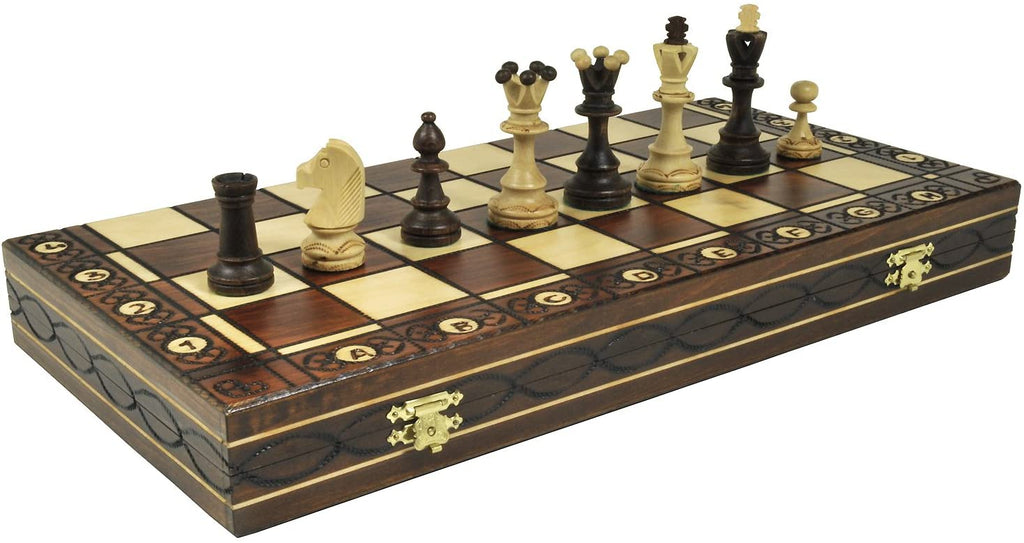 16" Wooden Chess Set Closed with pieces